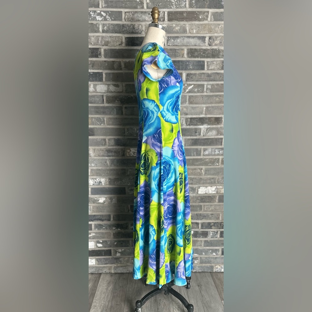 Vintage Y2K Style Rose Print Button-Front Maxi Dress - Picture 2 of 6
